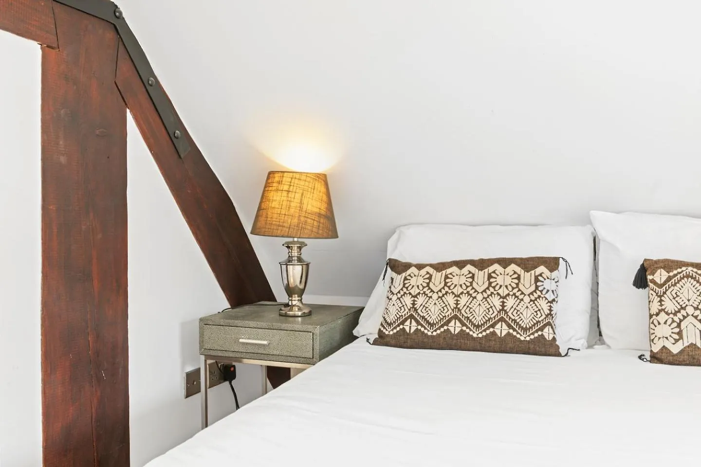 Luxury 2 Bed, 2 Bath City Centre Apartment Nottingham